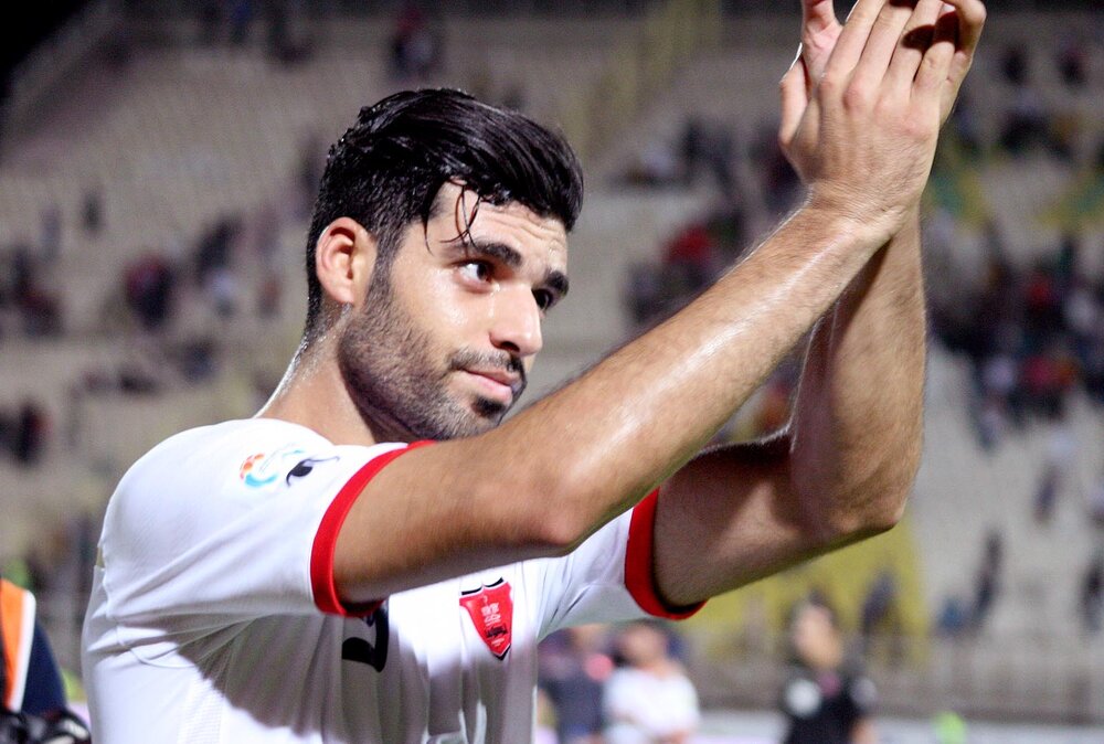  استاندار بوشهر:مهدی طارمی نمونه جوان موفق ایرانی است
