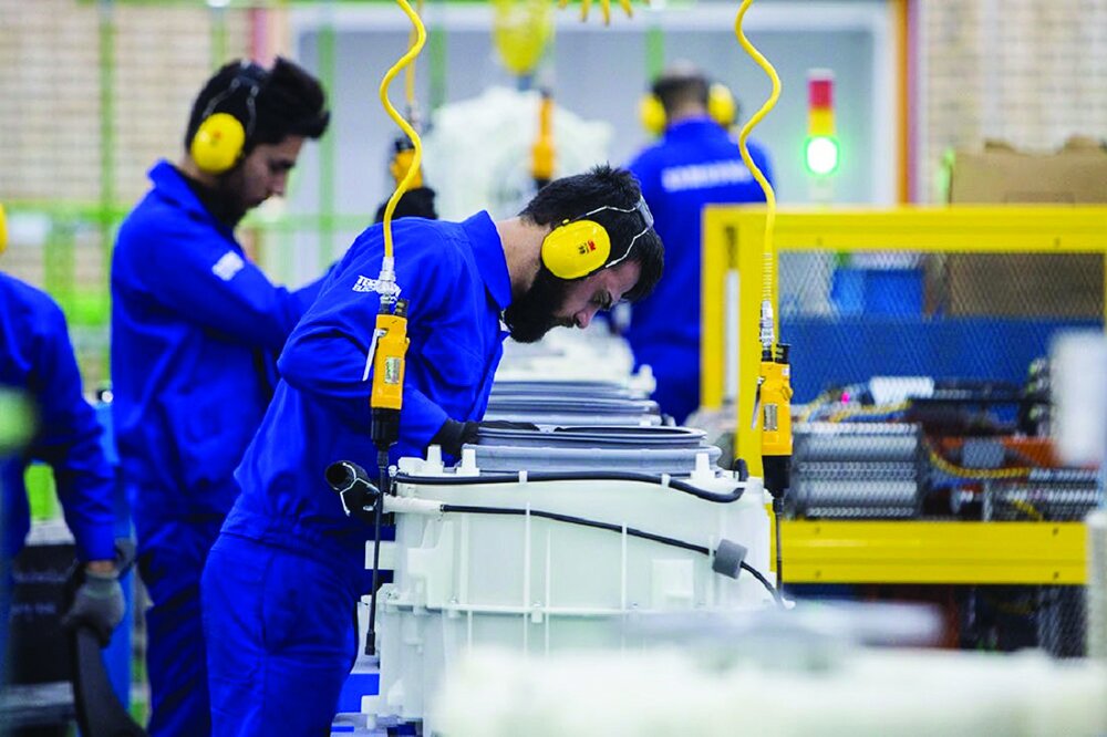 نیروی مازاد ناکارآمد؛ چالش دستگاه‌های اجرایی 