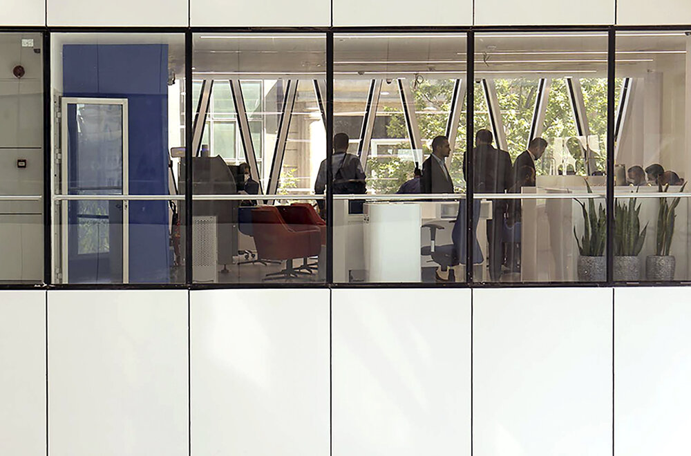 بورس، سبزپوش به استقبال تعطیلات رفت