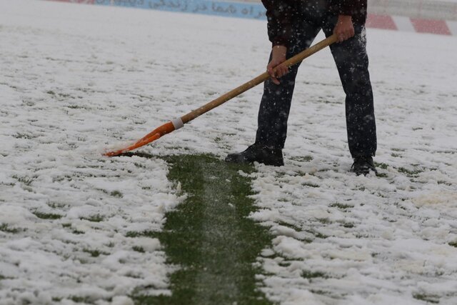 برف و باران پاییزی میهمان کرمانی‌ها می‌شود 
