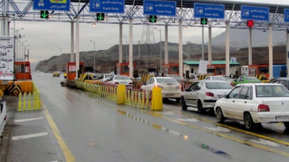 از امروز تمدید بیمه‌نامه شخص ثالث منوط به پرداخت عوارض آزادراهی خودرو است