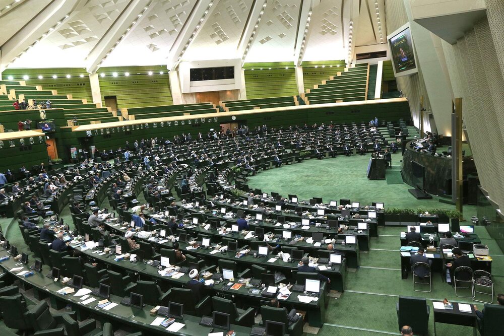 آزمون سالانه جذب کارشناسان رسمی دادگستری برگزار می‌شود