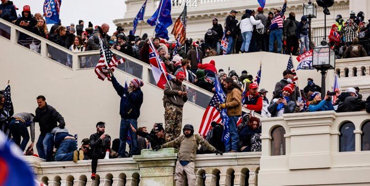 درخواست ترامپ از دادگاه عالی برای ممانعت از انتشار اسناد ششم ژانویه
