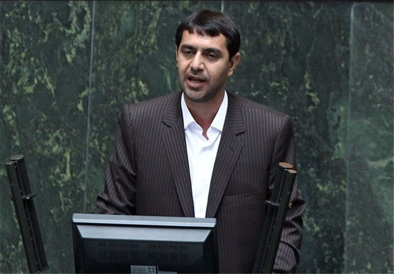 افزایش ۱۰ درصدی حقوق منطقی نیست