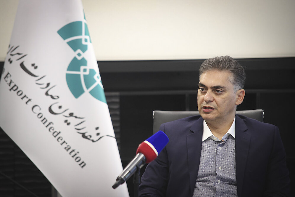  شرایط برای تک نرخی شدن ارز فراهم نیست