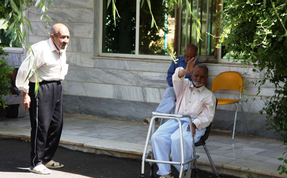 حدود ۱۱ درصد جمعیت فارس سالمند است