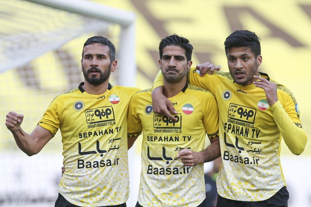 جدال سپاهان و تراکتور در حال و هوایی متفاوت