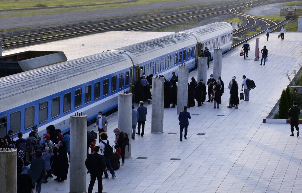 آغاز پیش‌فروش بلیت قطار از سوم خرداد ماه