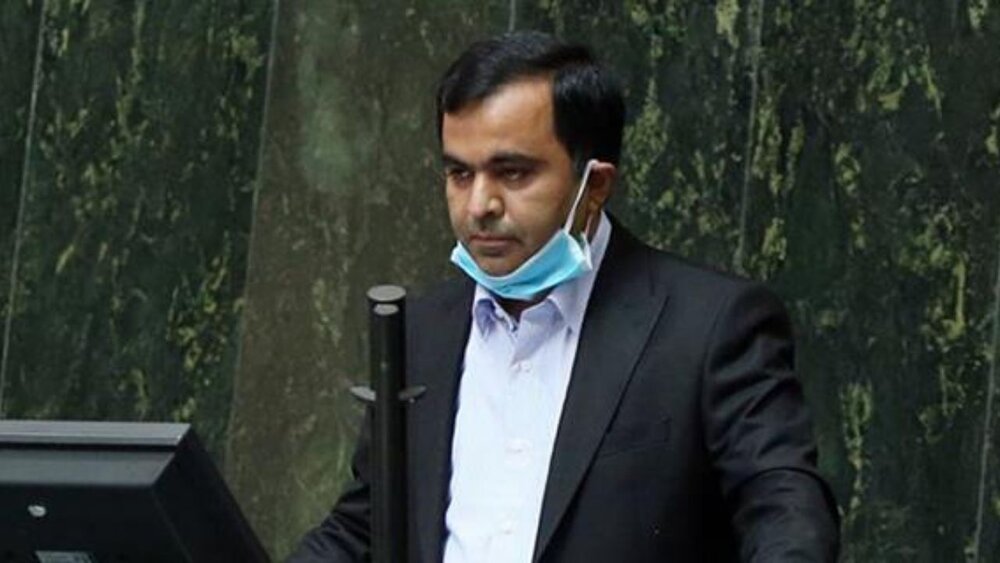 ضرورت حذف ارز ۴۲۰۰ برای ممانعت از هدررفت منابع کشور