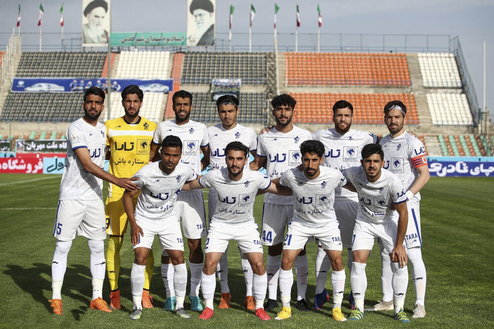 حضور مدیرعامل جدید در تمرین پیکان و وعده به شاگردان حسینی+عکس