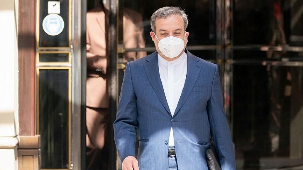 رایزنی عراقچی و نماینده دبیر کل سازمان ملل درباره افغانستان