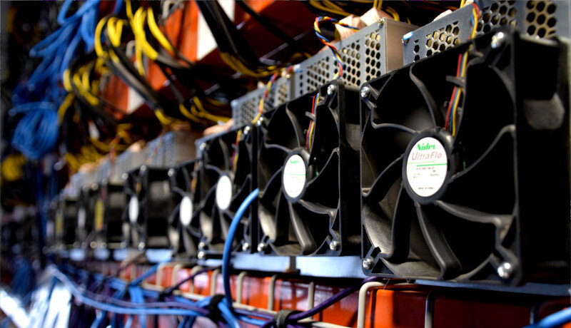 ۱۶ دستگاه تولید رمز ارز دیجیتال در قم کشف شد
