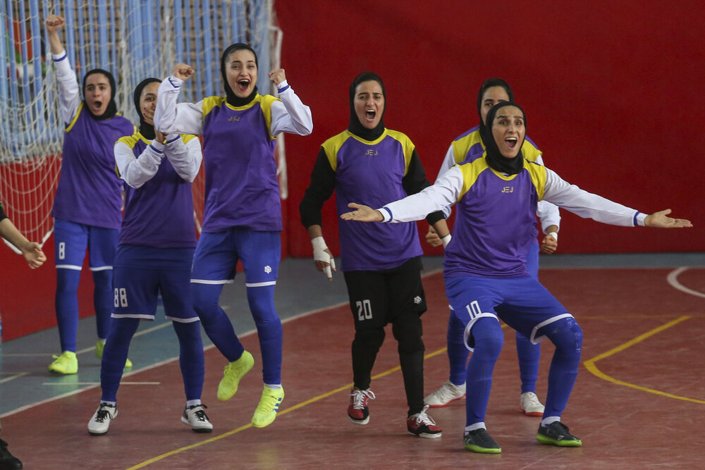 دختران فوتسال ایران راهی تاجیکستان شدند