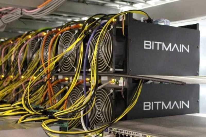 ۲۲ دستگاه ماینر غیرمجاز در قم کشف شد
