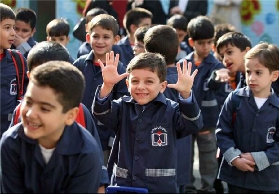 کاهش ۲ میلیونی دانش آموزان/ ۸.۴ میلیون در دوره ابتدایی