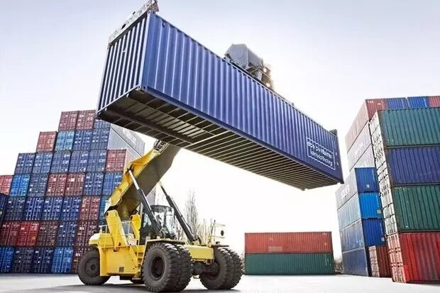 تبعات ورود خودروسازان به عرصه صادرات کالاهای دیگر