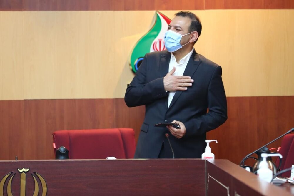 برکناری و عزل عزیزی‌خادم رسمی شد
