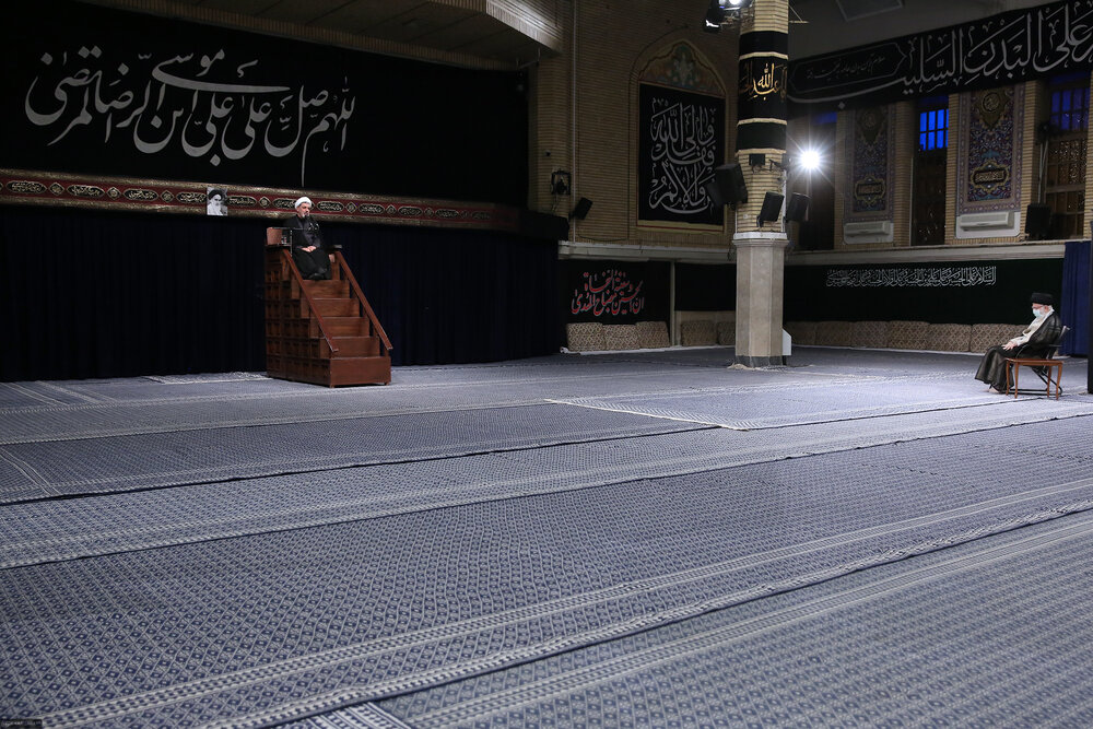 مراسم عزاداری فاطمیه در حضور رهبر انقلاب اسلامی