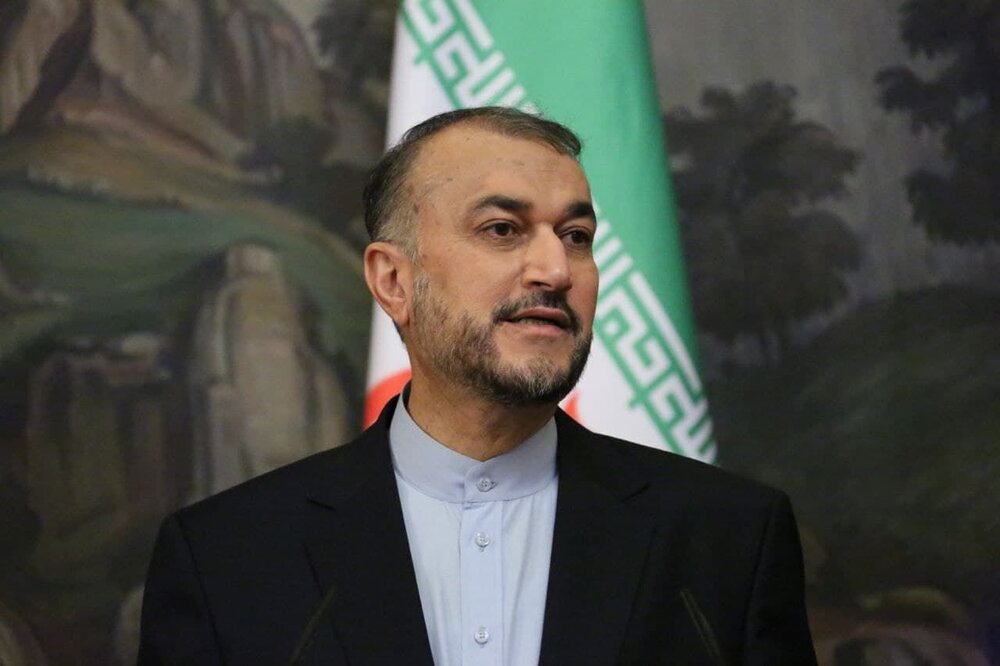 درپی تقویت بخش‌های اقتصادی وزارت خارجه هستیم