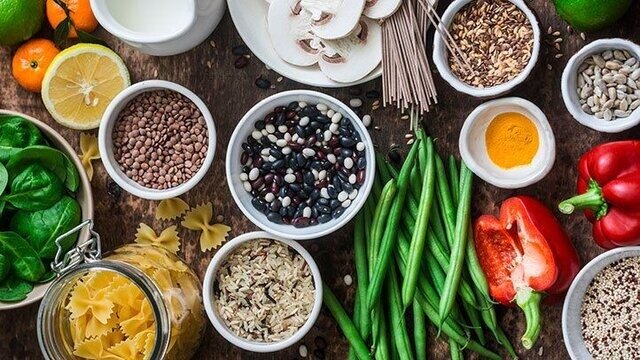 لزوم تقویت نظارت‌ در زنجیره سلامت غذا