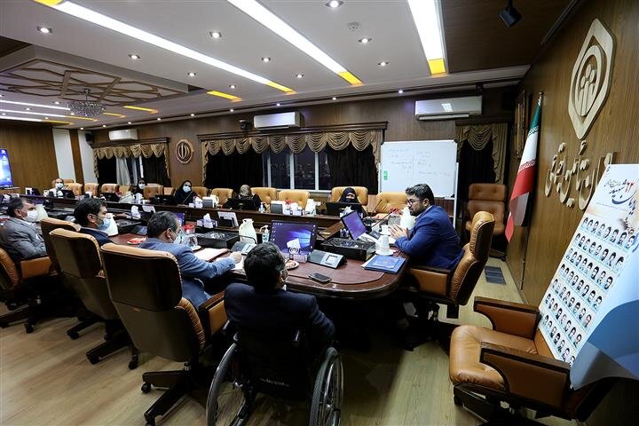 تکریم ایثارگران و خانواده شهدا را از وظایف اصلی و اولویت‌های خود می‌دانیم