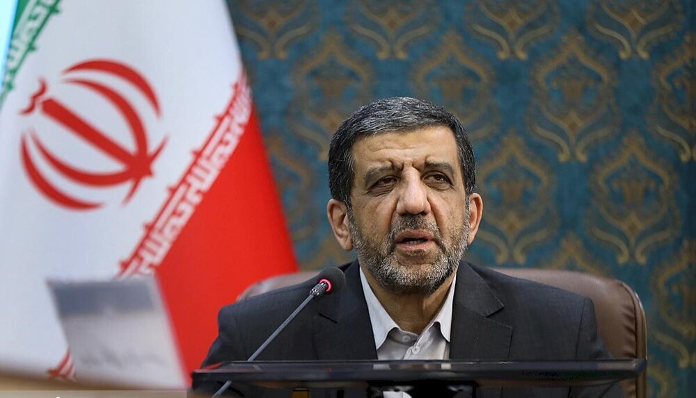 ضرغامی: باید با کمک پیشکسوتان میراث‌فرهنگی در صدد بهبود شرایط برآییم