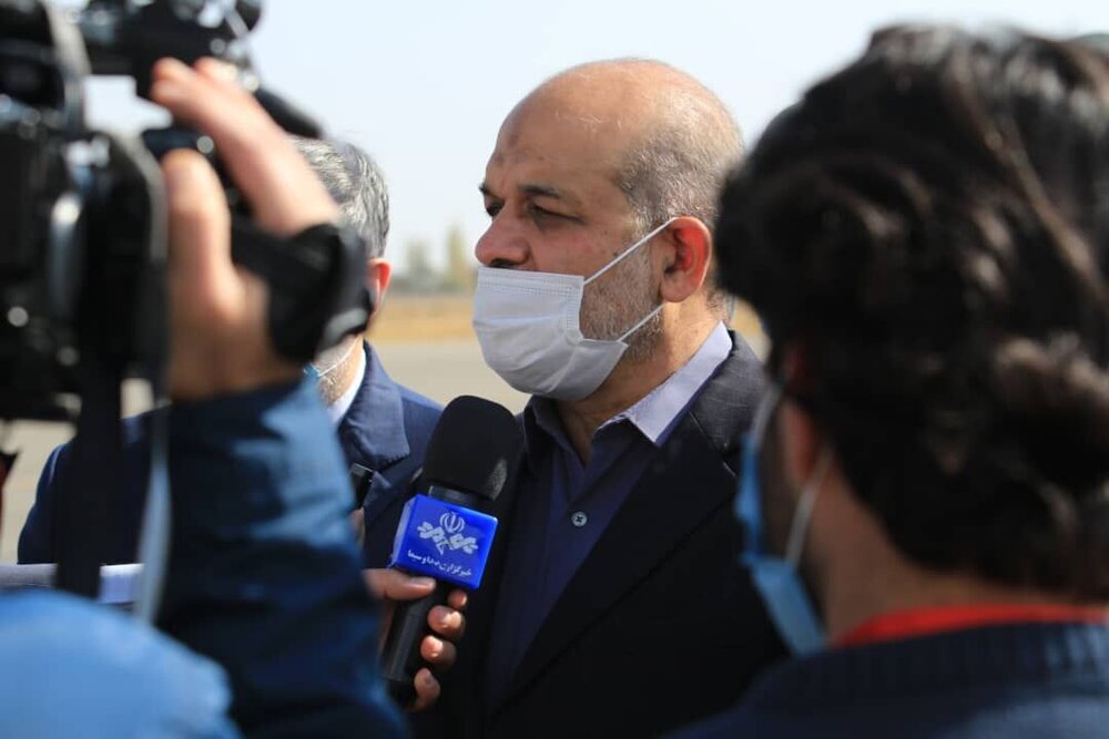 ماشین‌آلات وزارت راه، سپاه و ارتش به مناطق سیل‌زده کرمان گسیل شده‌اند
