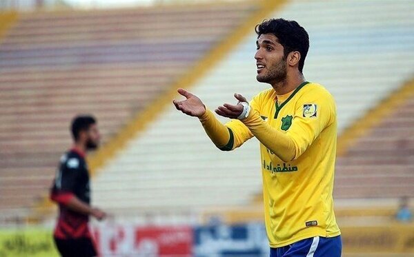 نیک‌نفس به بازی با تراکتور می‌رسد؟