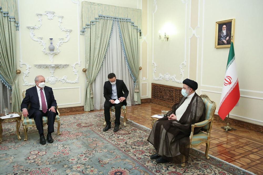 برای توسعه روابط با ازبکستان محدودیتی وجود ندارد