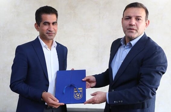 در تلاش برای حضور زنان در ورزشگاه‌ها هستیم