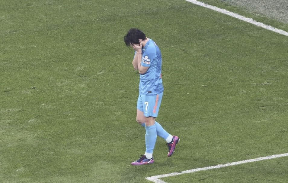 دردسر اخلاقی، گریبانگیر آزمون شد