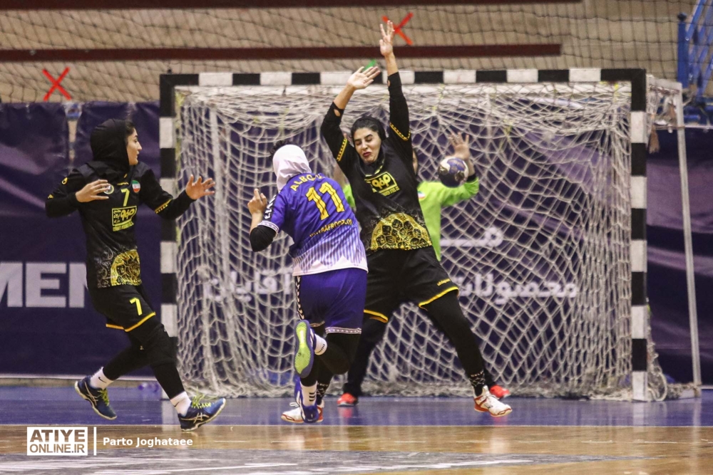 پیروزی دختران سپاهان در گام نخست