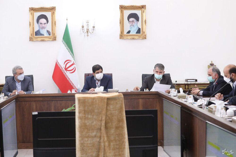 سازمان تعزیرات، احتکار کالاهای اساسی را پیگیری کند