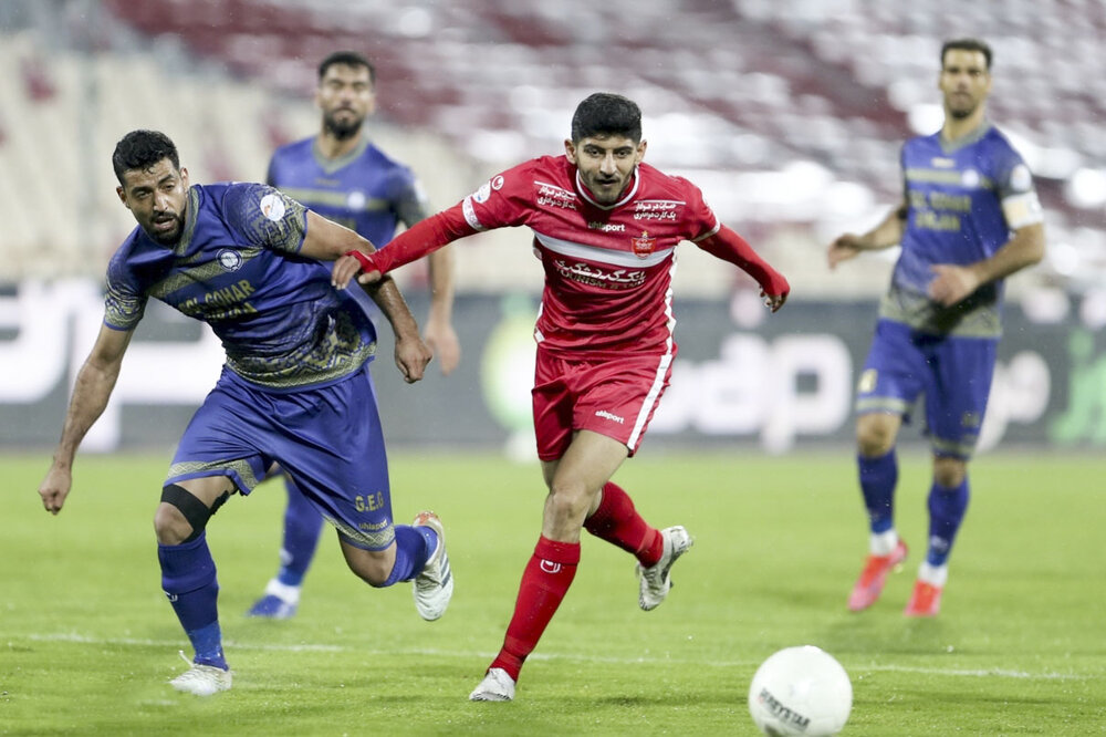 سنگینی بار سرخ‌پوشان بر دوش دو ستاره