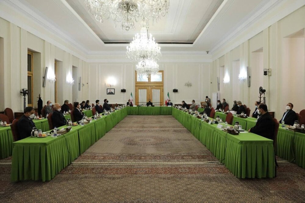 میزبانی امیرعبداللهیان از تحلیلگران، اساتیددانشگاه و فعالان رسانه