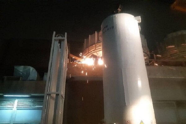 نصب مخزن ۱۰ تنی اکسیژن در بیمارستان شریعتی مشهد
