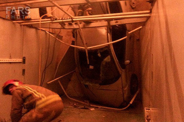 سقوط  ۴ کارگر از بالابر ساختمان در تبریز
