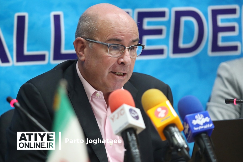 هیچ‌کس جز دستیارانم در انتخاب ملی‌پوشان نقش نداشت