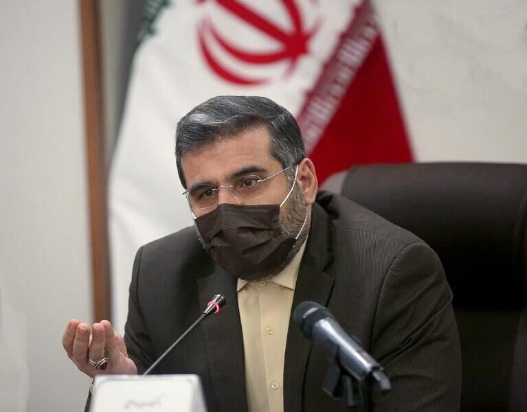 دستور وزیر فرهنگ به سازمان سینمایی برای رسیدگی به وضعیت فرامرز صدیقی
