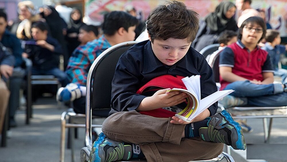 انجام کار تربیتی در عرصه کودک و نوجوان بسیار ضروری است