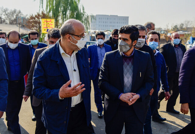  بازار گل و گیاه شهید محلاتی باید ساماندهی شود