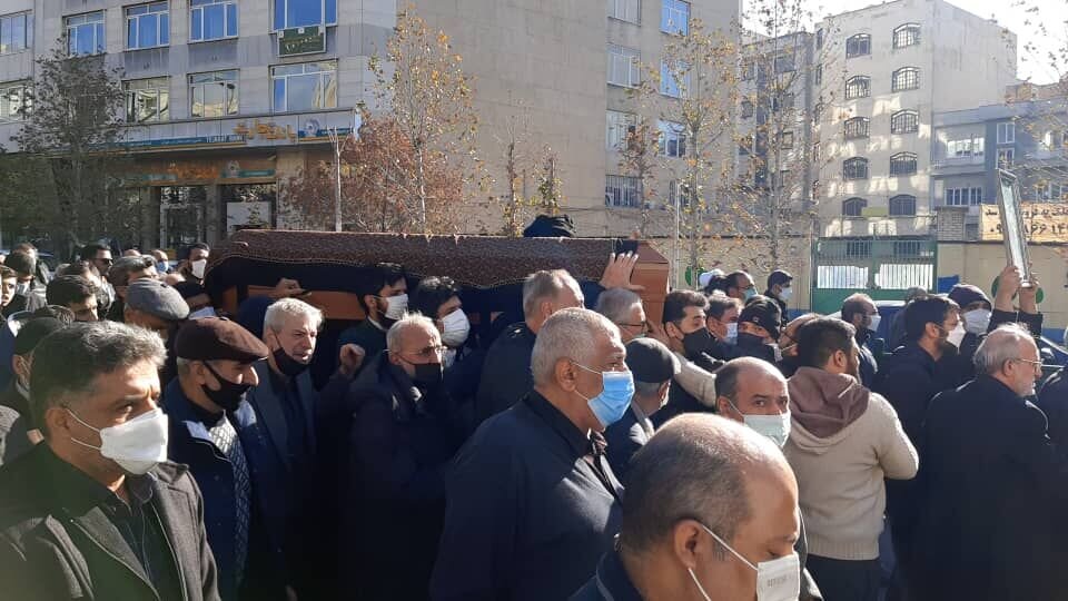 تشییع پیکر آیت‌الله سیدرضی شیرازی