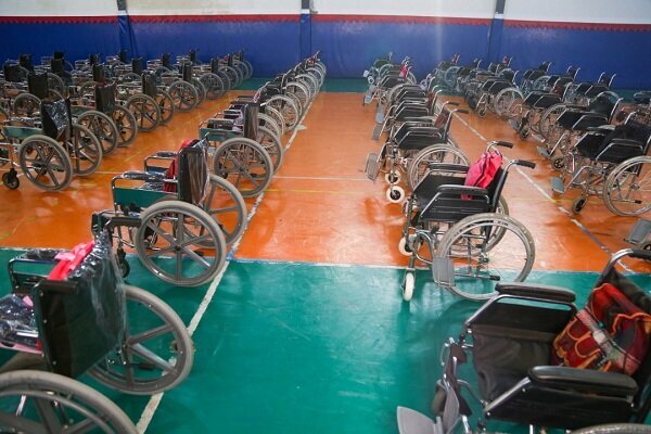 ۹۰ ویلچر به معلولان گیلانی اهدا شد
