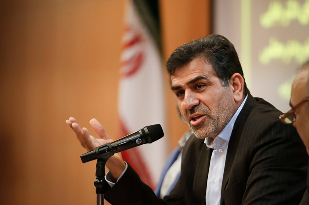 حقوق کارگران باید شناور و برحسب رشد تورم باشد