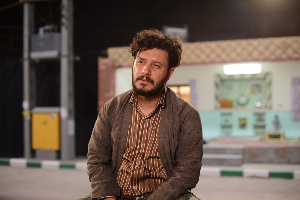 جواد عزتی بهترین بازیگر کمدی شد
