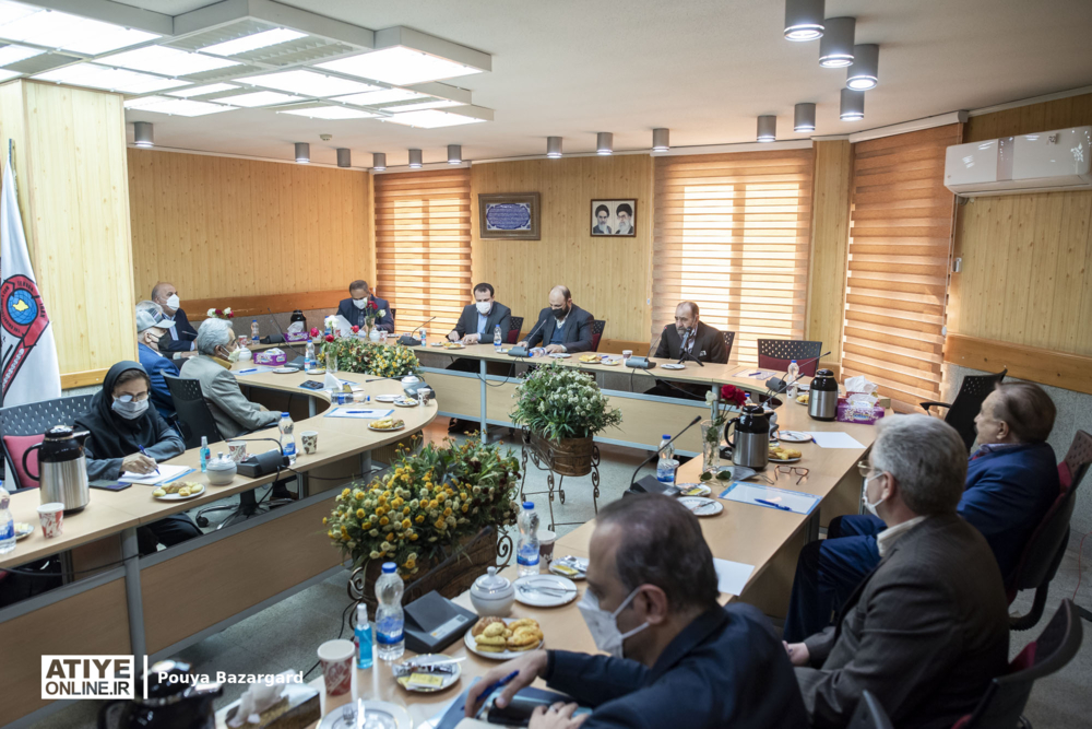 طرح مشکلات اتحادیه‌های تعاونی‌های حمل و نقل در نشست با معاون تعاون وزارت کار 