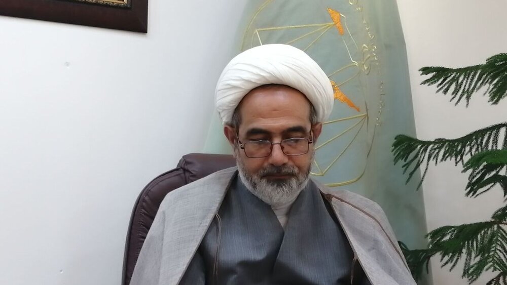 در دستگاه عدل اسلامی، فرقی میان مقامات و افراد عادی نیست