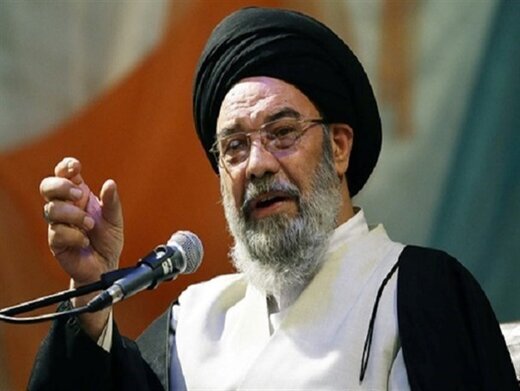 امام جمعه اصفهان بر لزوم بازنگری پذیرش زنان در رشته حقوق تاکید کرد