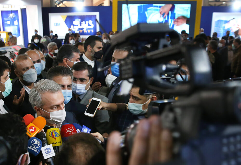 تلفیقی از تجارت کالا و سرمایه‌گذاری مشترک با دیگر کشورها دنبال می‌شود