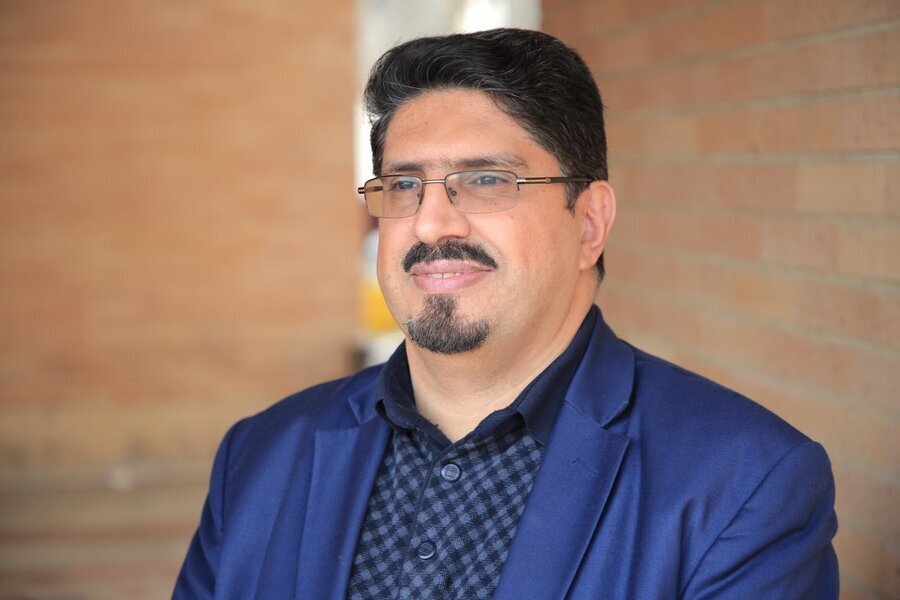 کشور را به سمت تولید هدایت کنیم